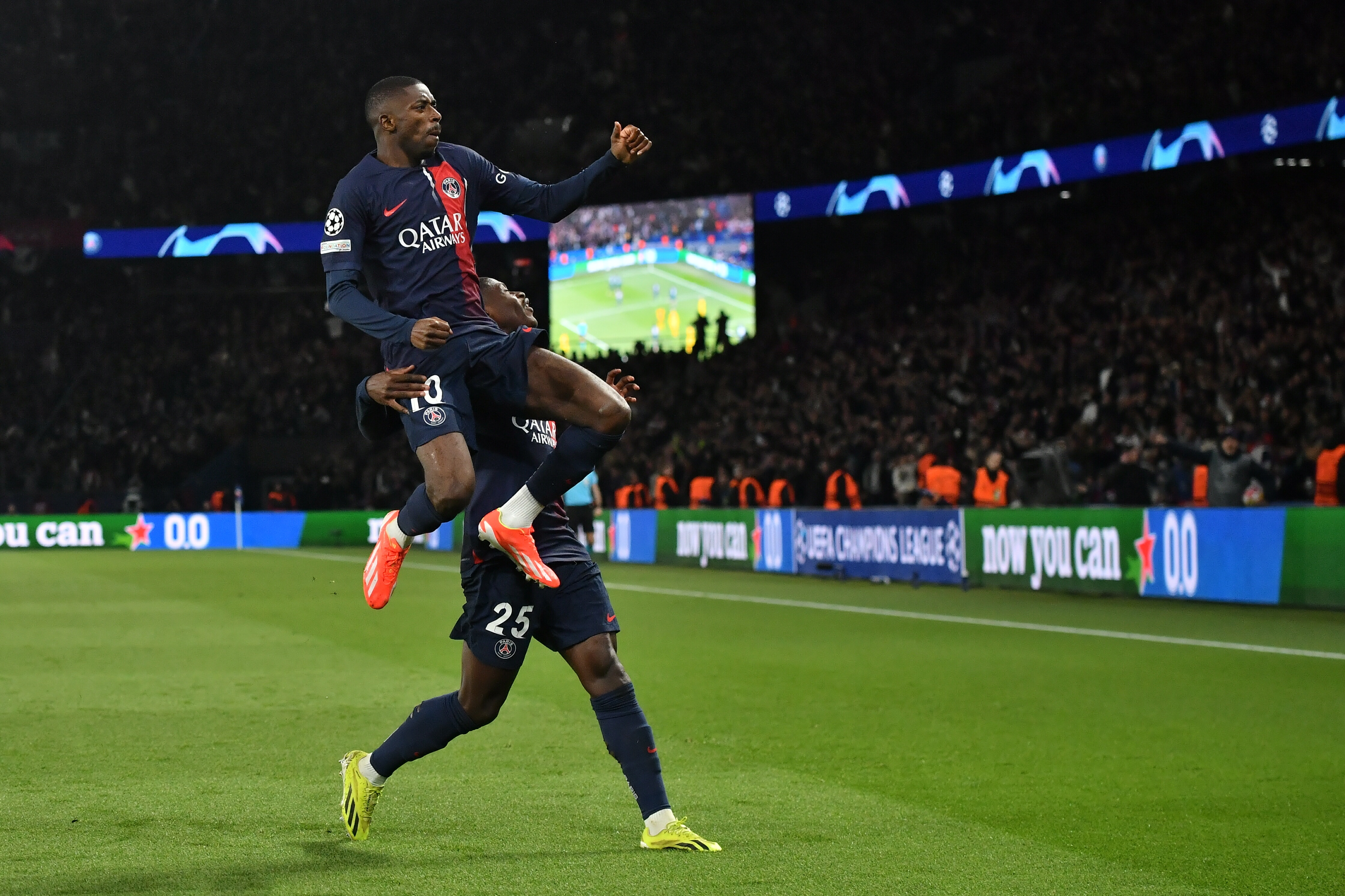 法国队碾压波兰队，马龙点燃赛场