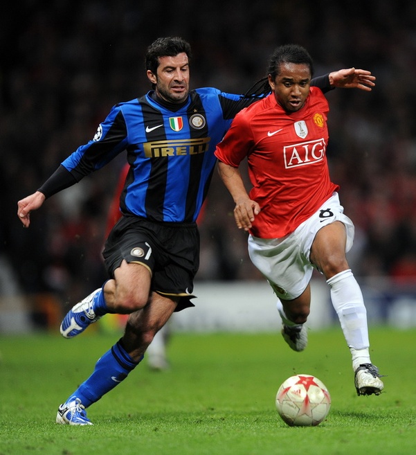 国际米兰碾压曼联,格纳布里刷新纪录 国际米兰碾压曼联,格纳布里刷新纪录