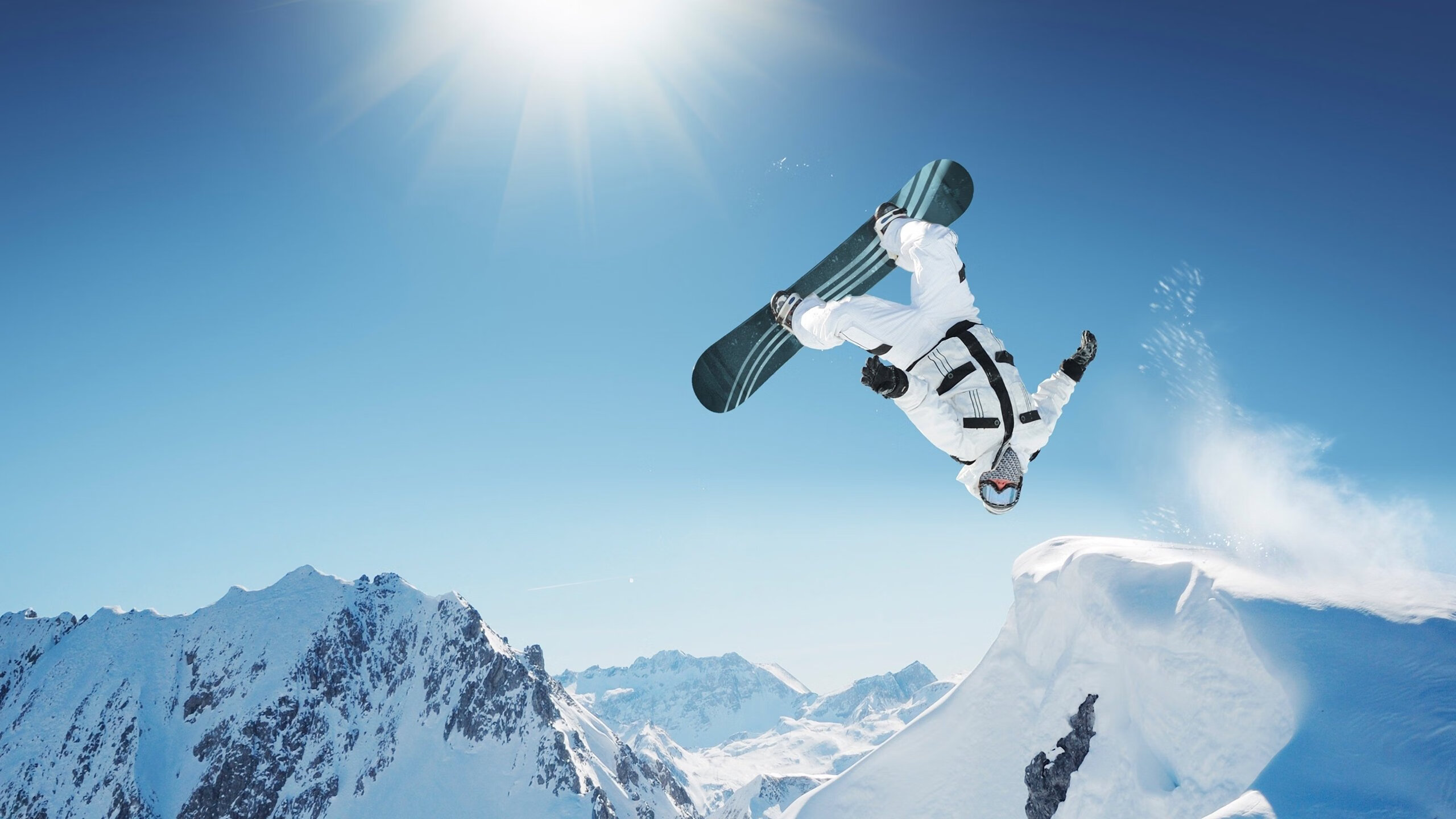 库里关键三分如黄蜂毒刺,勇士客场打穿凯尔特人铁壁