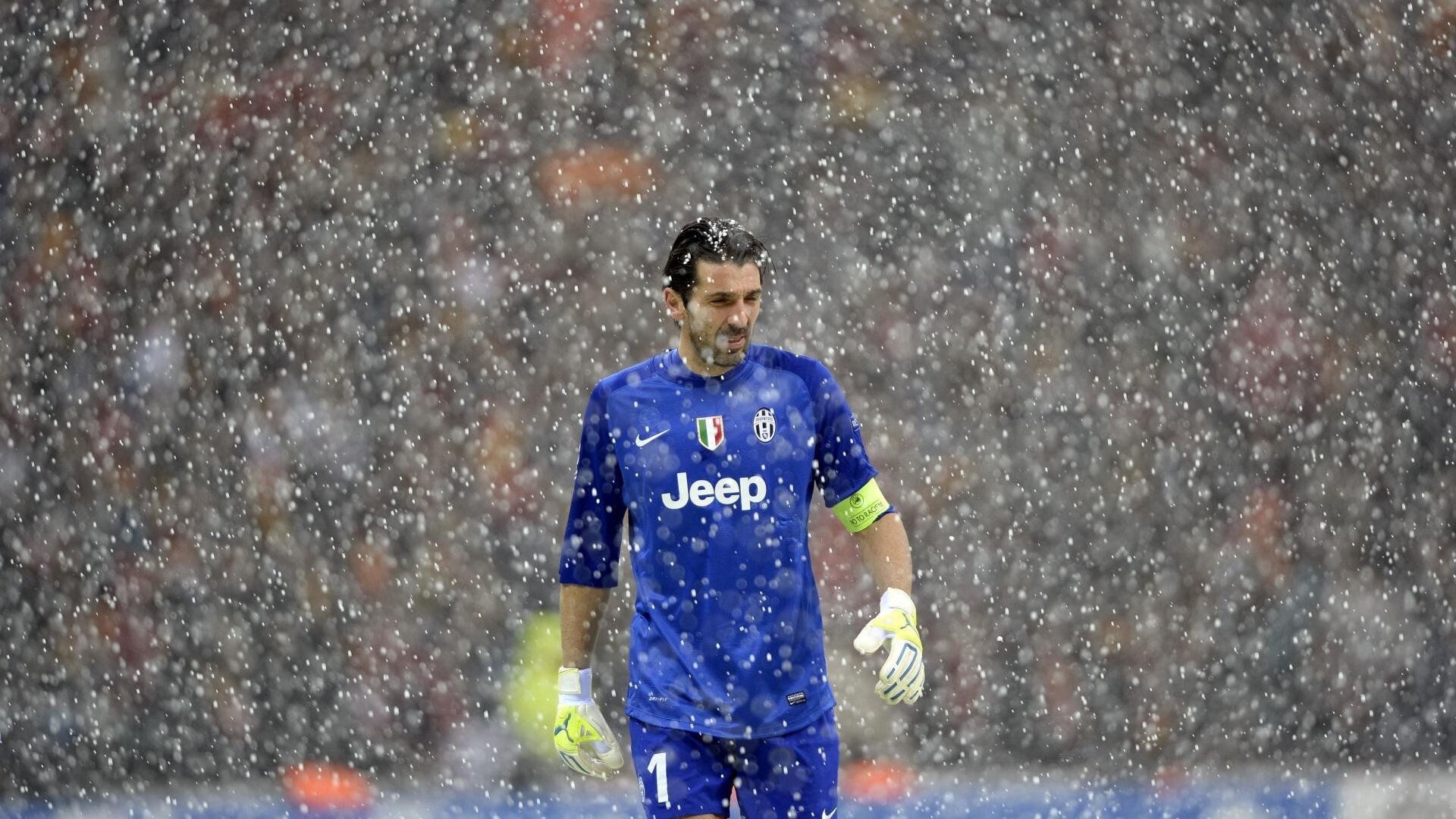 外交棋局与绿茵场,马丁内利如何成为法国强压日本的关键先生